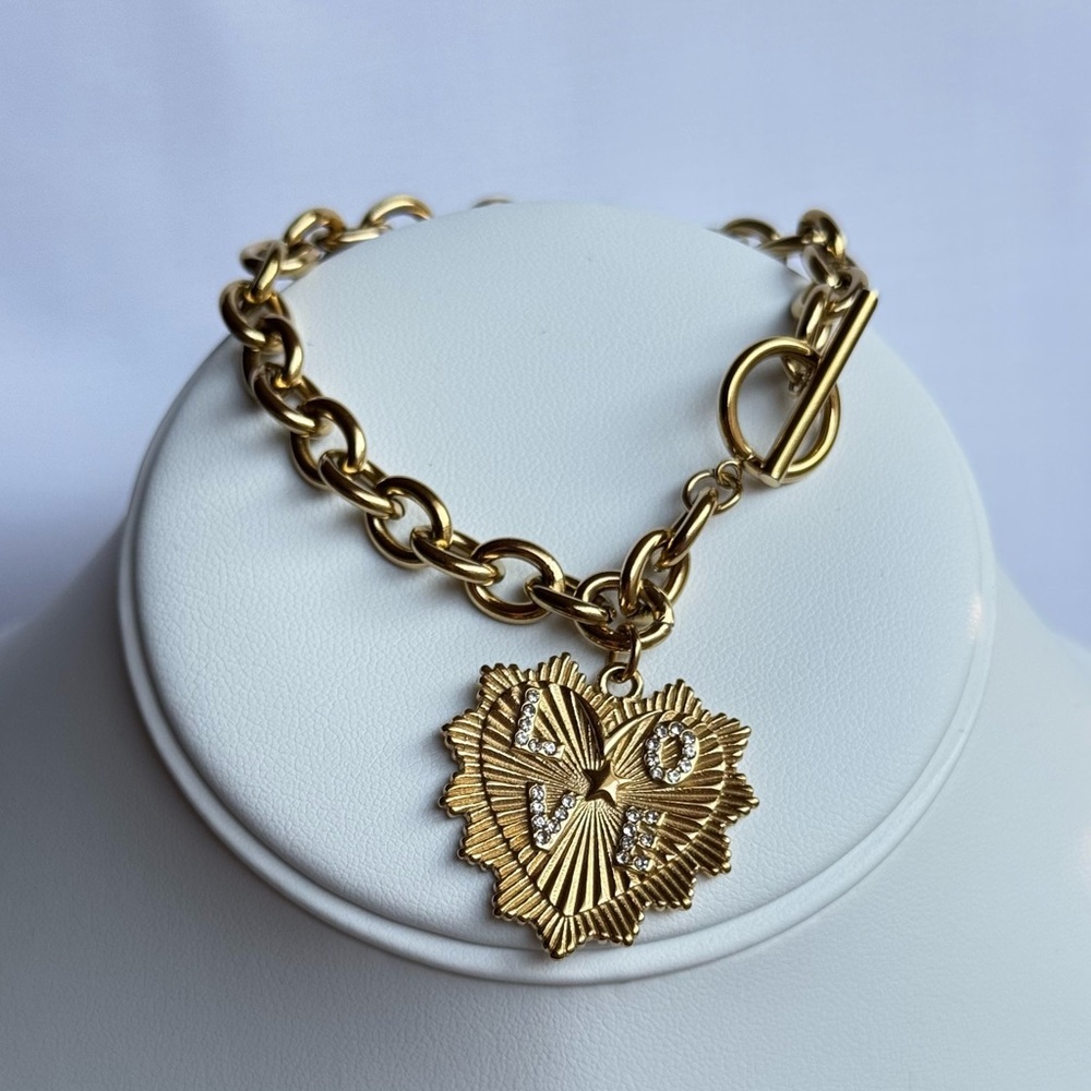 Chunky Gold LOVE Heart Pendant Bracelet